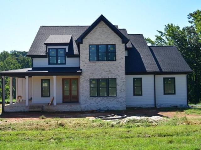 6048 Montgomery Ests Rd, Hillsborough, NC 27278