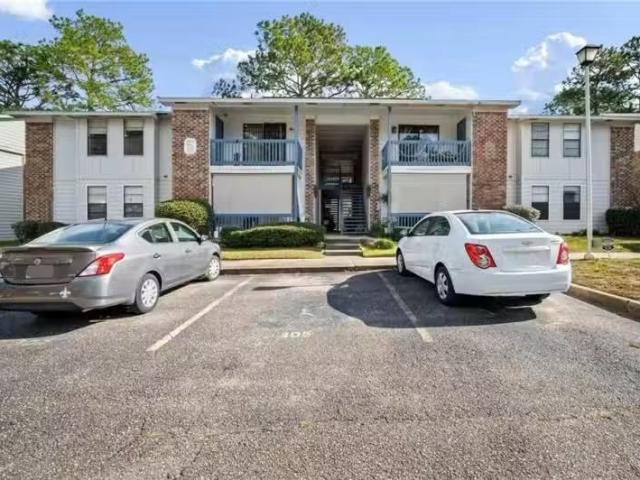6040 GRELOT RD APT 204, MOBILE, AL 36609