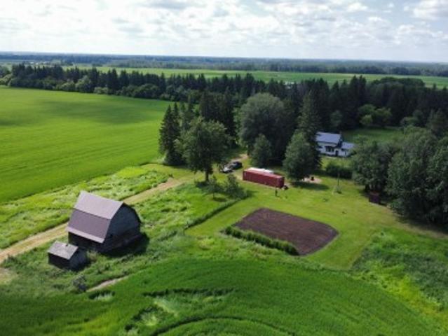 60417 Rge Rd 10, Rural Westlock County, AB, T7P 2N9 house for sale | Listing ID E4498 | Royal LePage