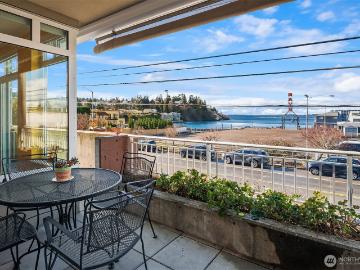 6042 Seaview Avenue NW # 203