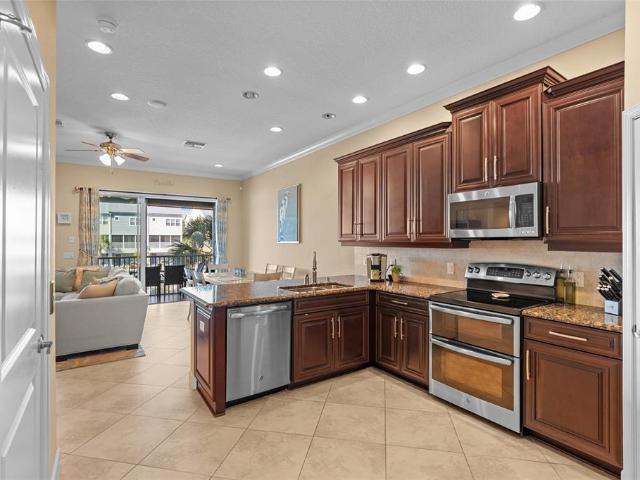 6043 Anchorage Way S, St. Petersburg, FL 33712 | MLS #O6356