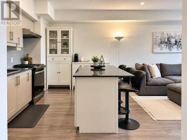 604 8 Culinary Lane, Barrie, ON, L9J 0T2 condo for sale | Listing ID S13827 | Royal LePage