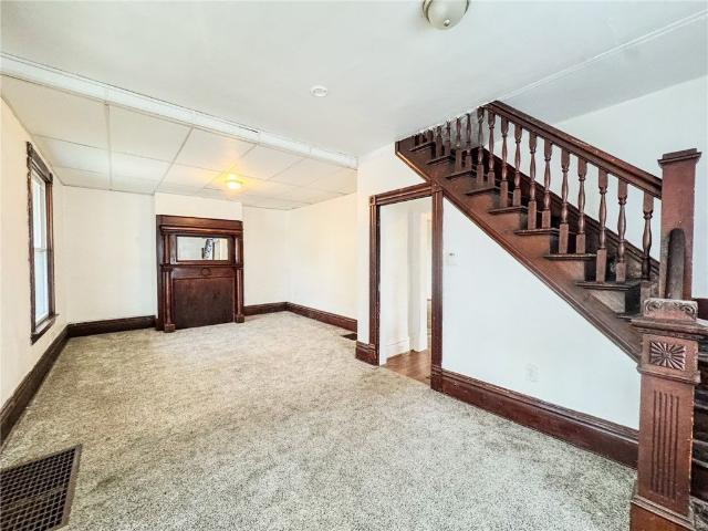604 Center Ave, City Of But SE, US, PA