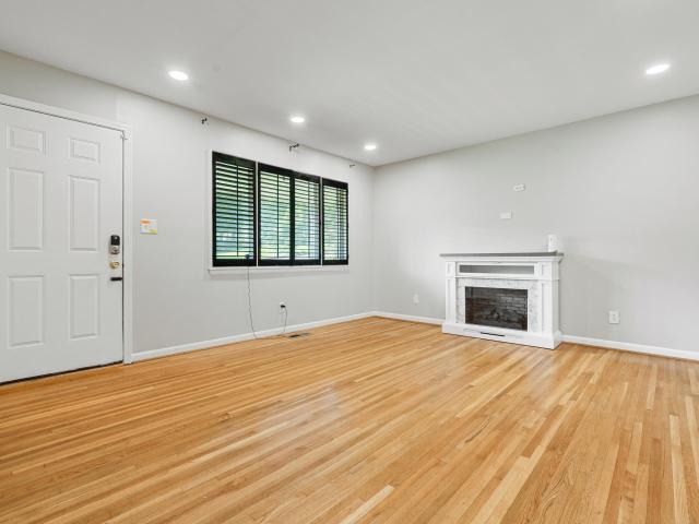 604 Gravlee Lane