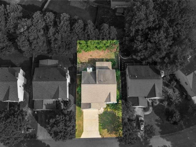 604 Lullingstone Drive SE