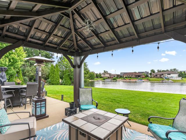 604 Mahoney Drive