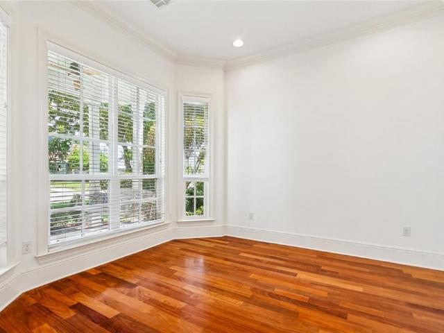 604 Metairie Lawn Drive
