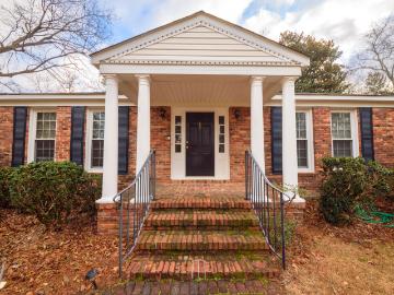 604 Powder House Road SE