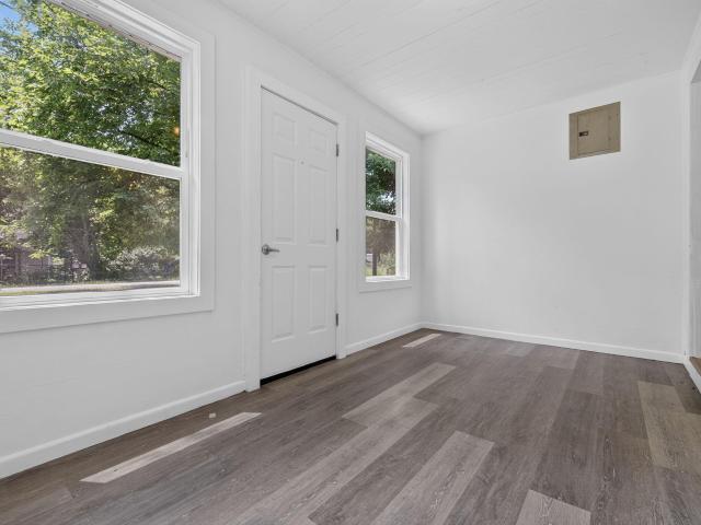 604 W Woodbine Road