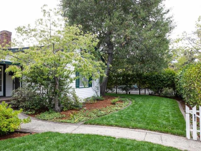 604 Tennyson Avenue