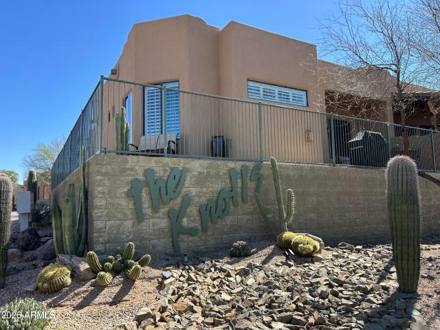 6056 e knolls way n
