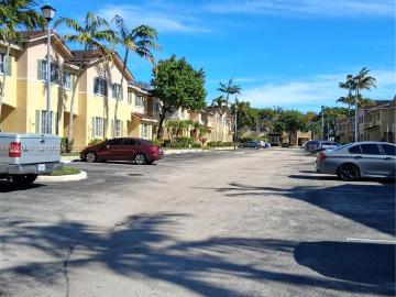 6056 SW 19th Pl, North Lauderdale, FL 33068 | MLS #A11959