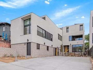 60574551 2035 Albatross St