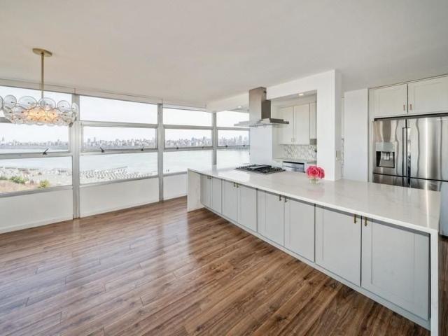 6050 Blvd East Unit 15C, West New York, US, NJ