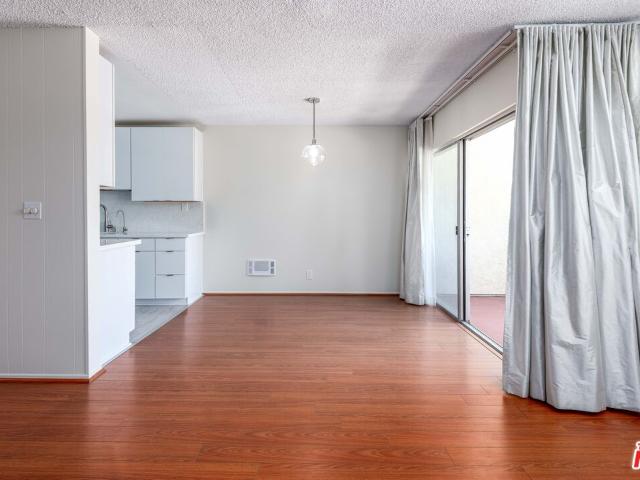 6050 Canterbury Dr, Unit E214, Culver City, CA 90230 | MLS #26852