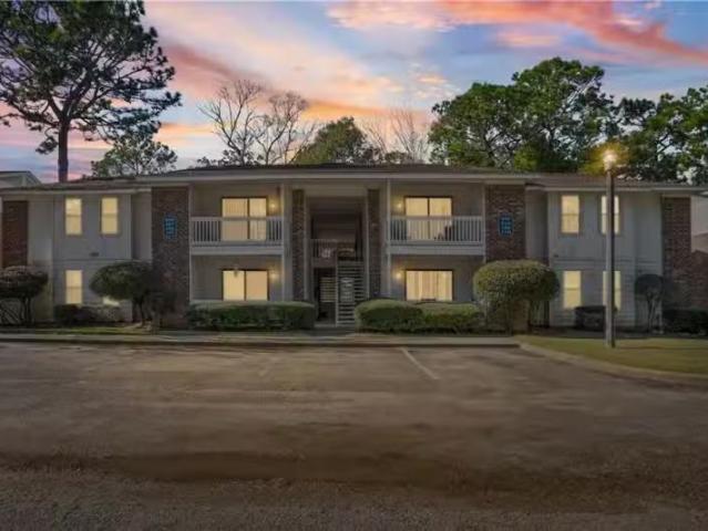 6050 GRELOT RD APT 210, MOBILE, AL 36609