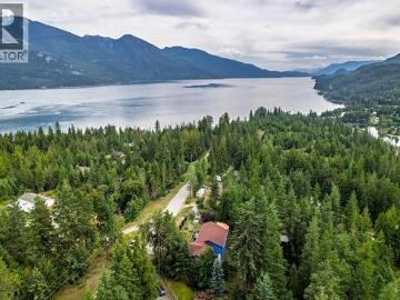 6051 Pine Ridge Road, Kaslo, BC, V0G 1M0 house for sale | Listing ID 10377 | Royal LePage