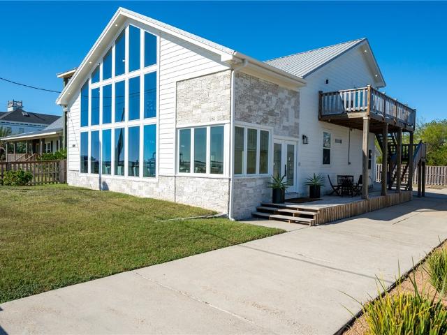 605 & 607 Copano Bay Drive