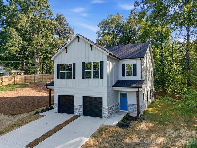 605 Coulwood Dr, Charlotte, NC 28214
