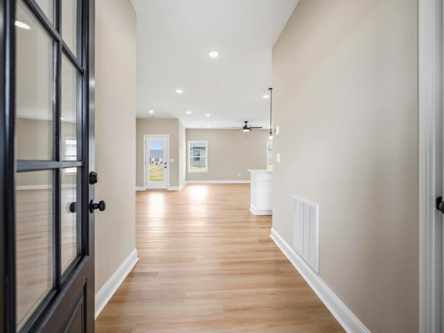 605 Comanche Drive