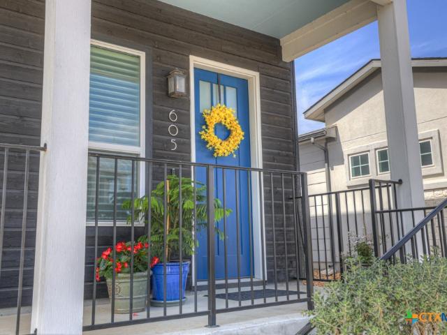 605 Creekside Common