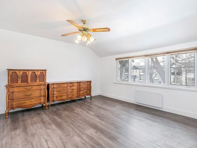 605 Av. Abercorn, Mont Royal