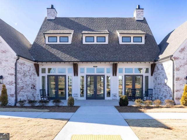 605 Beechwood Way