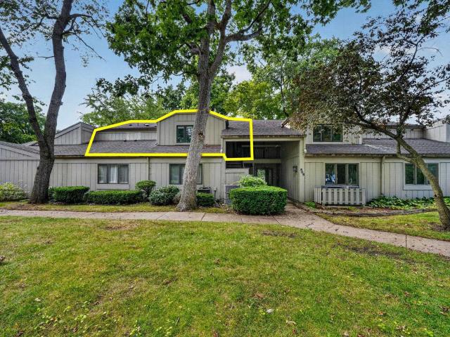 605 E Vistula Terrace
