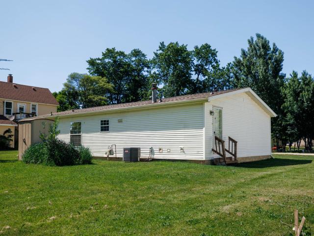605 E Washington Street