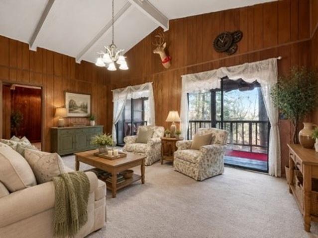 605 Holiday Haven Dr