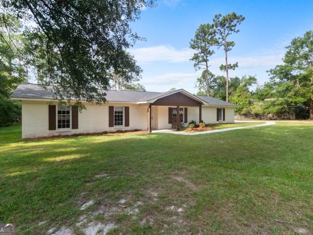 605 Honeysuckle Lane