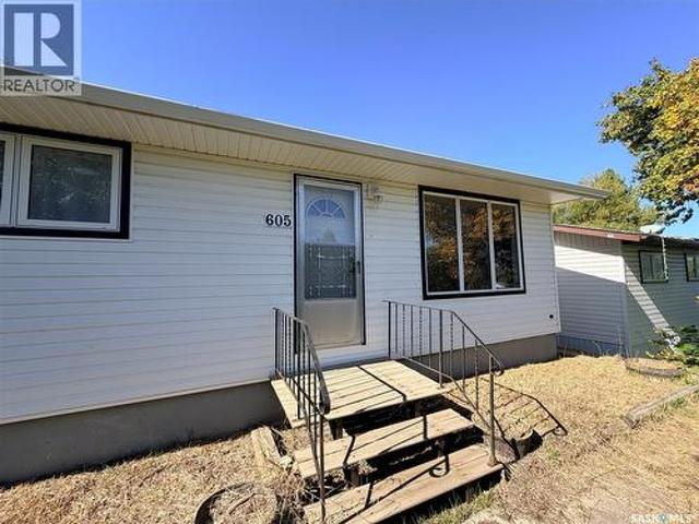 605 Hall Street, Kelvington, SK, S0A 1W0 house for sale | Listing ID SK049645 | Royal LePage