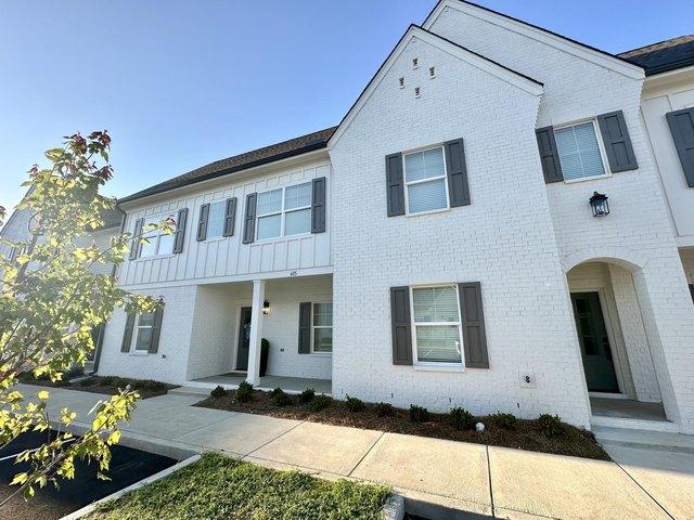 605 Meadow Crest Cir, Oxford, MS 38655