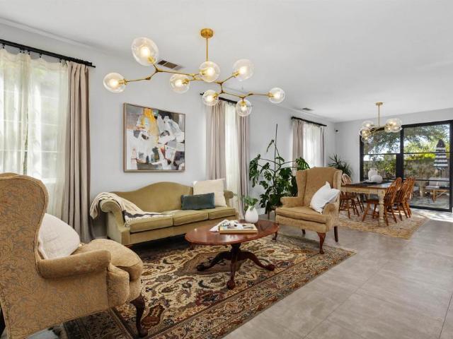 6069 Paseo Monona