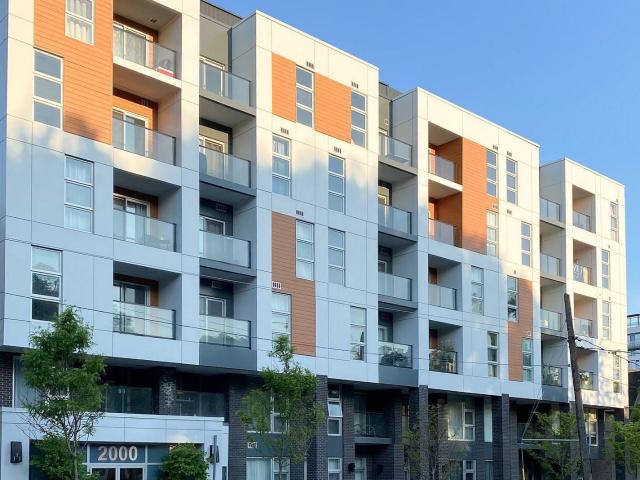 606 2000 Bathurst Street in Toronto: Humewood Cedarvale Condo for lease Toronto C03: MLS®# C13789710