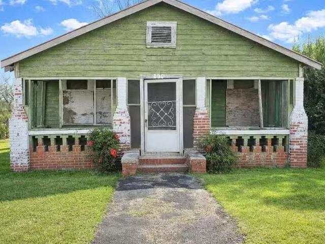 606 31ST ST S, BESSEMER, AL 35020