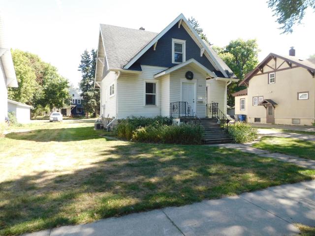 606 5th Street S