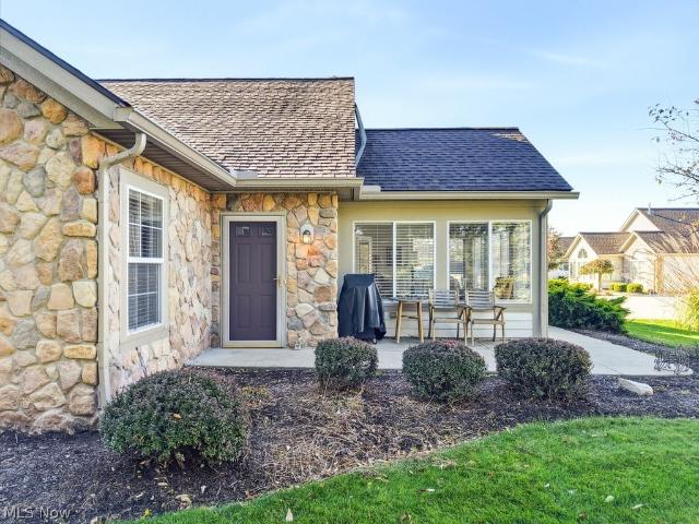 606 Crossings Circle