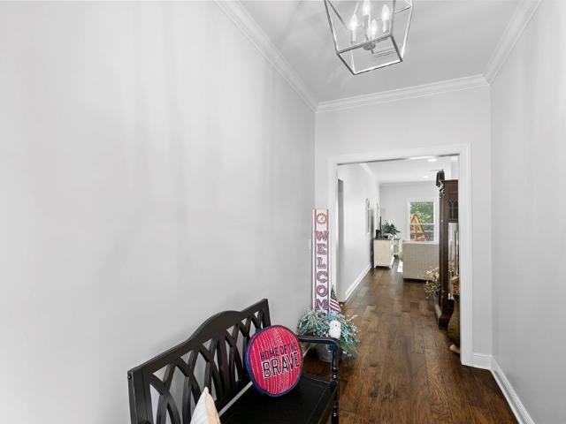 606 Billings Trail