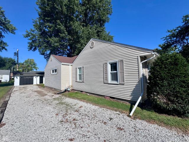 606 Jackson
