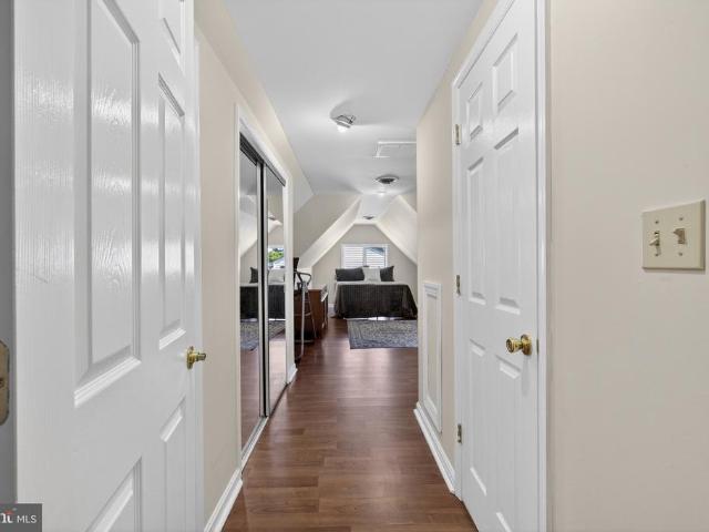 606 Old Love Point Road