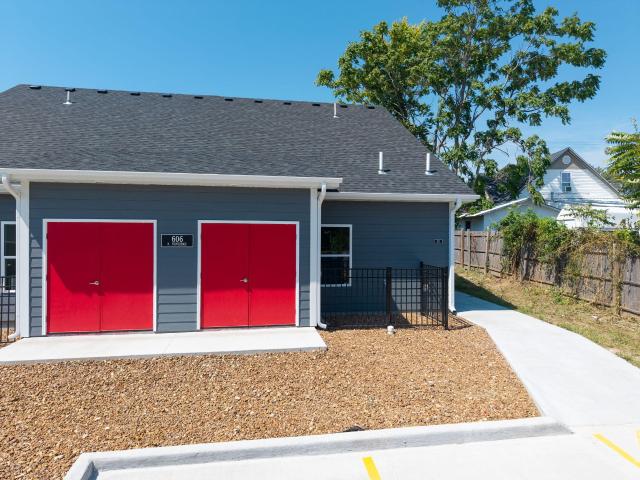 606 n providence rd 102