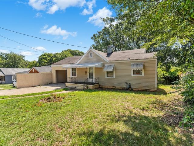 606 Perry Road
