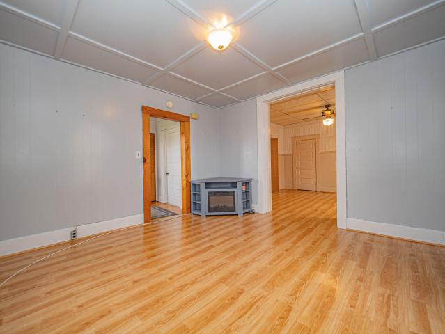 606 promenade st
