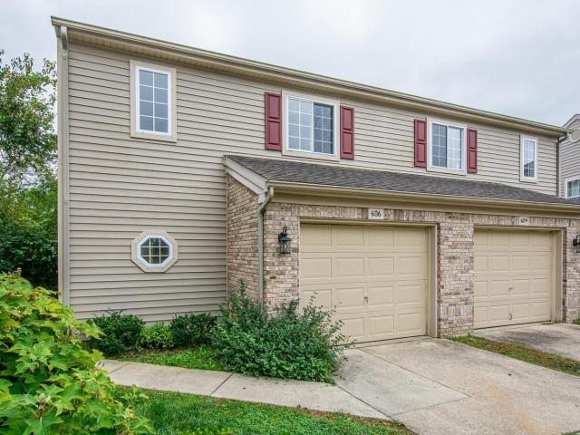 606 W Bayberry Court