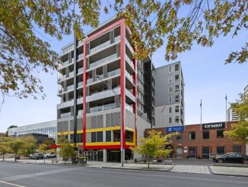 Geelong, Greater Geelong, Victoria - Balcony