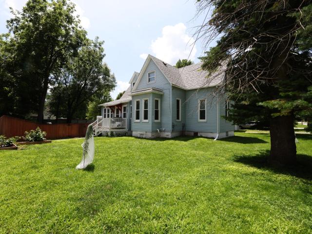 607 Clay Street