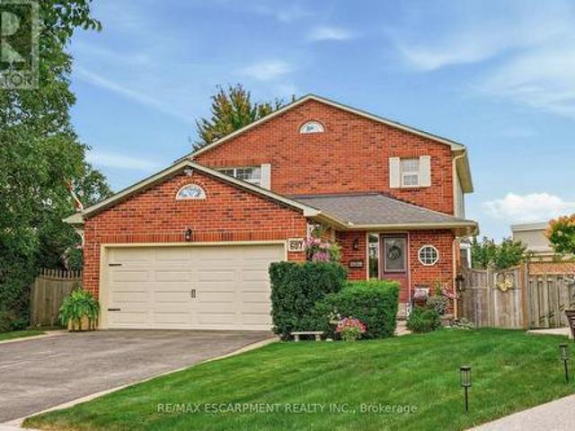 607 Clover Park Crescent, Milton, ON, L9T 4T7 house for sale | Listing ID W13802 | Royal LePage