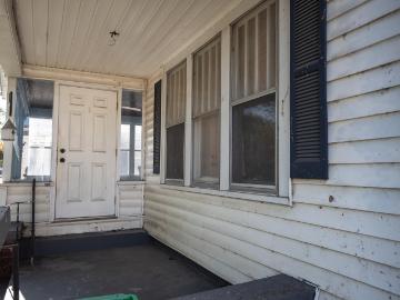 607 Barnett Street