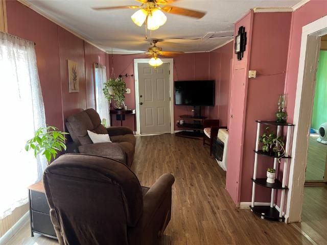 607 Garcia St, Lockhart, TX 78644 | MLS #7046 | Compass